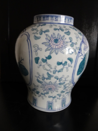 Chinese vaas - VERKOCHT