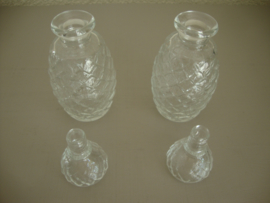 Glazen flesjes - brocante - VERKOCHT