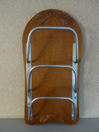 Vintage krantenrek - lectuurplank - wandplank - VERKOCHT