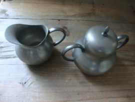 Tinnen servies Kurz & Co. Tiel Holland - VERKOCHT