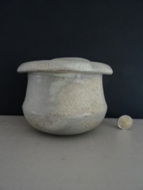 Keramiek - bloempot - wandbloempot - hangbloempot- VERKOCHT