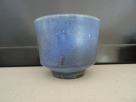 Vintage bloempotje - blauw - VERKOCHT