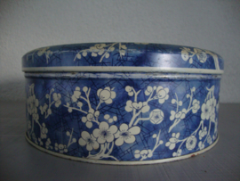 Trommel Baret Ware Engeland - blauw/wit bloemetjes - VERKOCHT