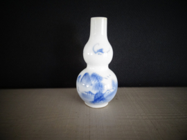 Klein vaasje - Chinees  - blauw wit - VERKOCHT