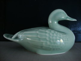 Beeld eend - celadon - lichtgroen - VERKOCHT