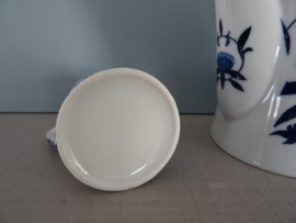 Theekannetje met melkkannetje - VERKOCHT