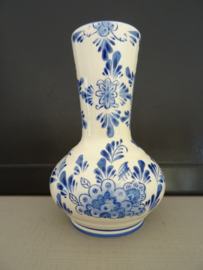 Vaasje - Delfts blauw - handpainted - VERKOCHT