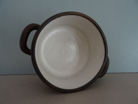 Pan schaal - Lucie Q. Bakker - aardewerk - bruin - VERKOCHT