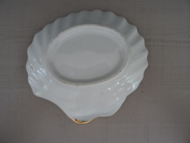 Schaaltje schelp - wit / goudkleurig - VERKOCHT