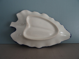 Schaaltje Delfts blauw - in de vorm van een blad - VERKOCHT
