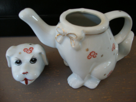 Vintage theepotje - kindertheepotje - hondje - VERKOCHT