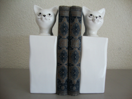 Boekensteunen poes kat - VERKOCHT