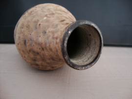 Vintage vaasje - bruin - VERKOCHT