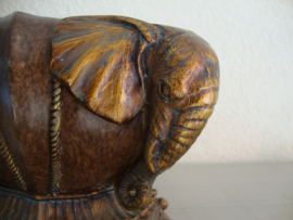 Bloempot olifant - VERKOCHT