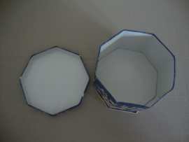Trommel blik - Baret Ware - Engeland - Engels - VERKOCHT