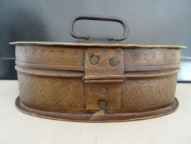 Metalen doosje - kistje - rusty look - roestige uitstraling - VERKOCHT