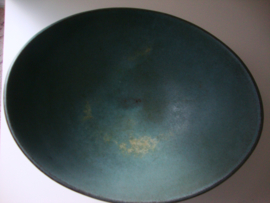 Aardewerk schaal met golvende rand - blauw - VERKOCHT