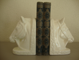 Boekensteunen paard - VERKOCHT
