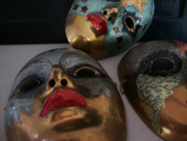 3 koperen maskers - Venetiaans - vintage - VERKOCHT