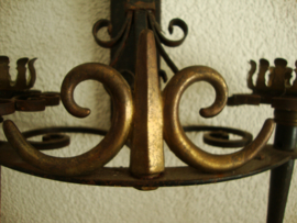 Oude kandelaar - wandkandelaar