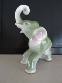 Beeld olifant - groen - VERKOCHT