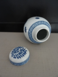 Gemberpotje blauw/wit - VERKOCHT