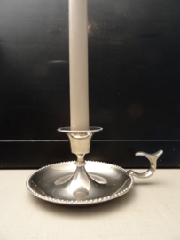 Zilverkleurige blaker kandelaar - VERKOCHT