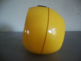 Vintage wekker - kunststof geel - W-Germany - VERKOCHT