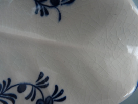 Schaaltje Delfts blauw - in de vorm van een blad - VERKOCHT