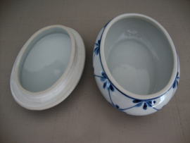 Dekselschaaltje - blauw/wit - ovaal - VERKOCHT
