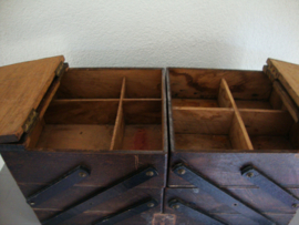 Grote houten naaikist - VERKOCHT