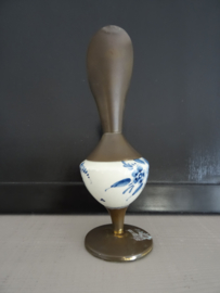 Oud kannetje - messing of koper met Delfts blauw - VERKOCHT