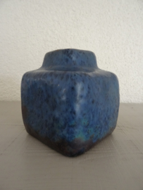 Blauw vaasje - keramiek - VERKOCHT