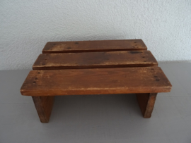 Houten krukje - vintage - VERKOCHT