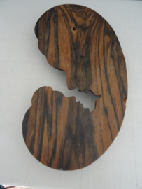 Hout snijwerk - moeder met kind - wanddecoratie - VERKOCHT