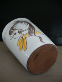 Vintage vaasje met afbeelding meisje - VERKOCHT