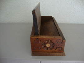 Houten kistje wandkistje - VERKOCHT