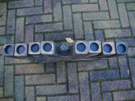 Grote houten kandelaar - draaibaar - robuust - vergrijsd - VERKOCHT