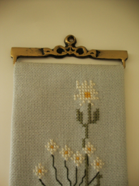 Borduurwerk bloemen - VERKOCHT