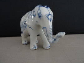 Beeldje olifant - blauw/wit - VERKOCHT