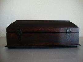 Houten kistje - pennendoos - VERKOCHT