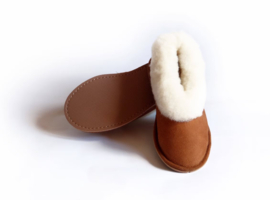 Leren pantoffel met schapenvacht - kind  (maat 22- 33)