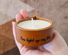 Leren theelichthouder - 'you light up my life' (personaliseerbaar)