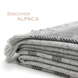 Alpaca plaid 'nazca' - lightgrey