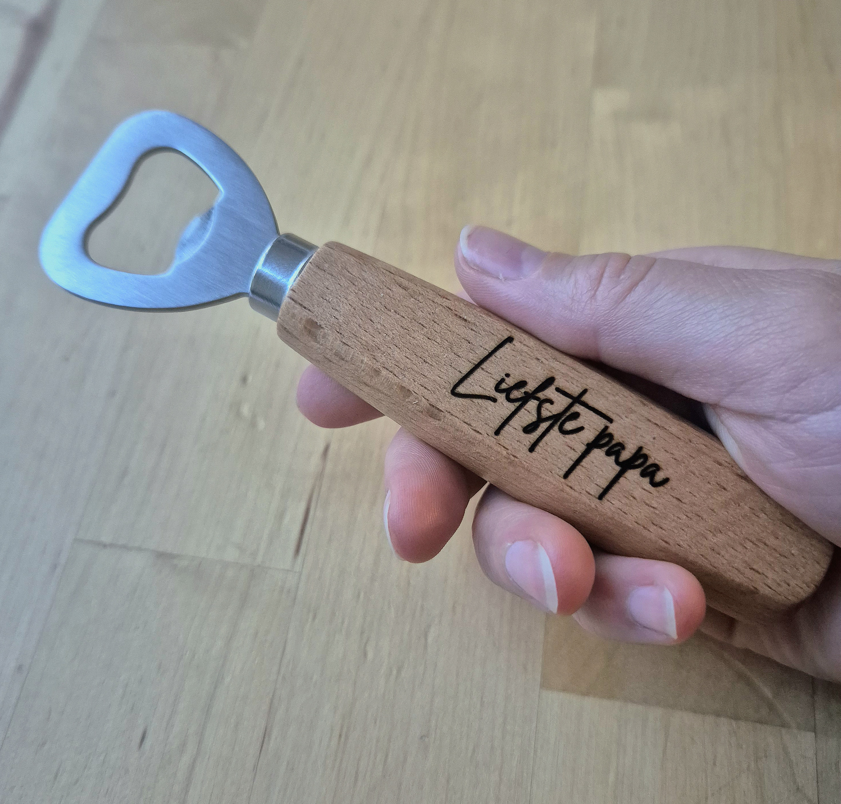 Flesopener 'Liefste papa' (of  gepersonaliseerde/eigen tekst)