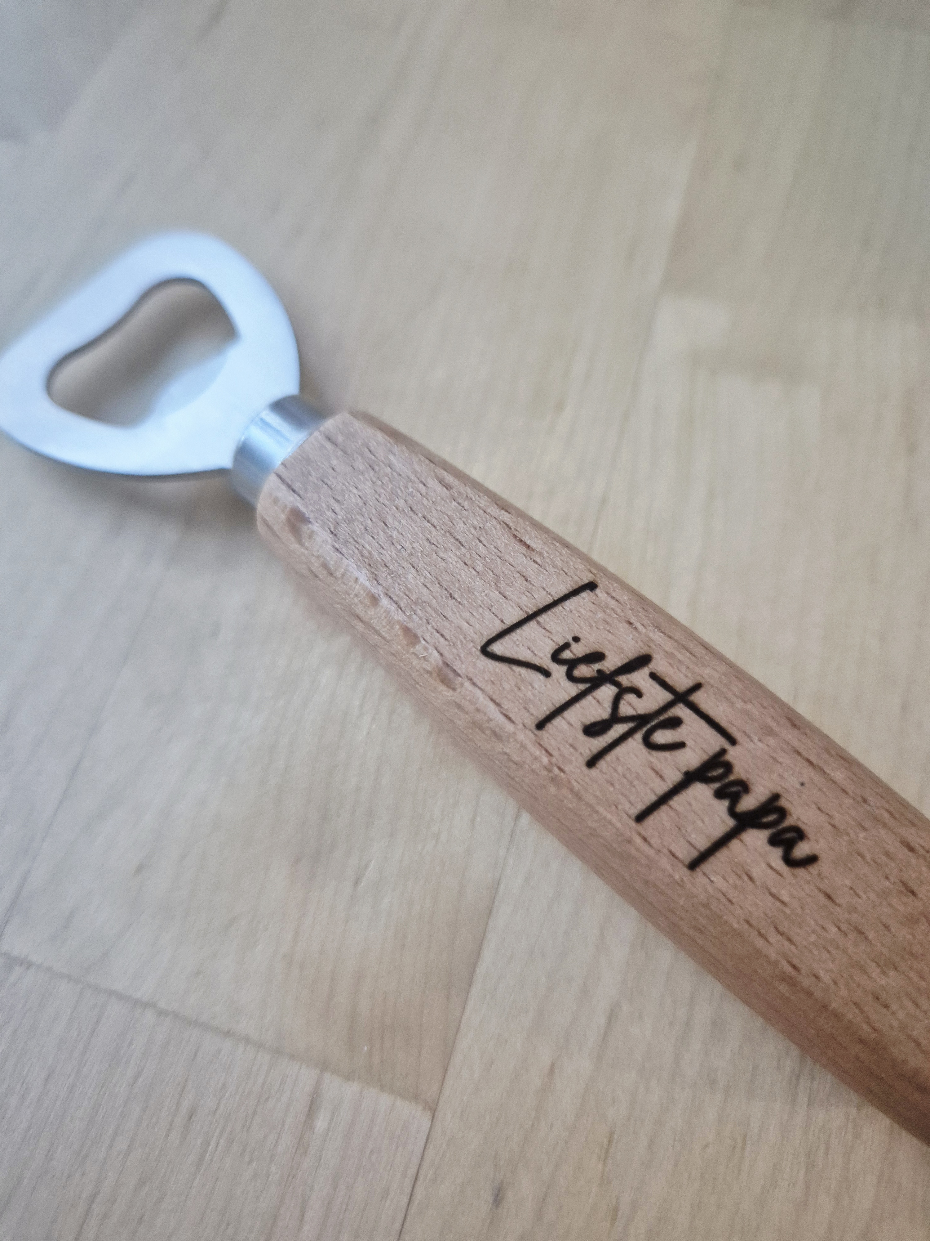 Flesopener 'Liefste papa' (of  gepersonaliseerde/eigen tekst)