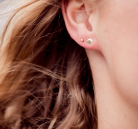 Dot mini earring - zilver