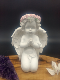 Angel kneeling 14 cm