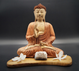 Buddha in suarhout 26 cm x 22 cm