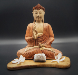 Buddha in suarhout 26 cm x 22 cm